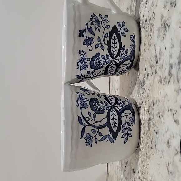 2 Vintage Enoch Wedgwood - Tunstall Ltd Blue Heritage Tea Cup - Picture 2 of 4